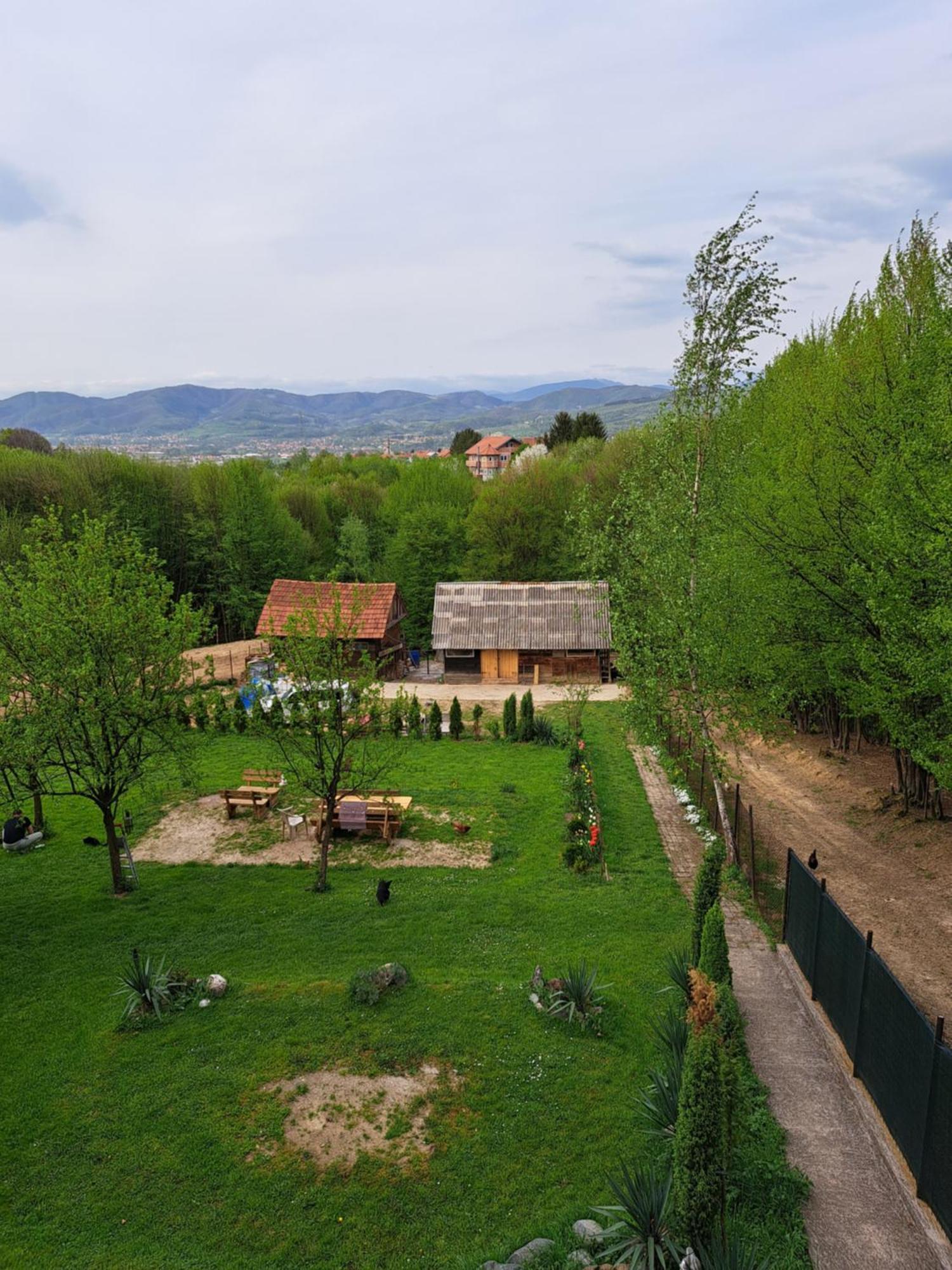 Mala Farma Nani Villa Visoko Buitenkant foto